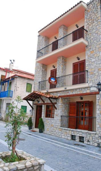 Sfaragoulias Inn Калаврита Экстерьер фото